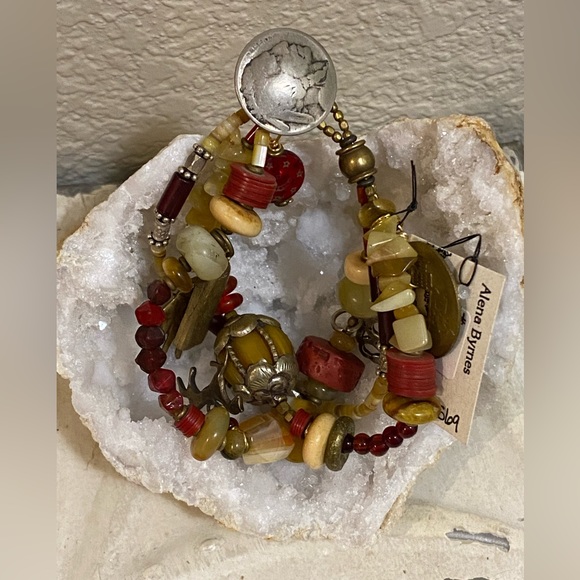 Amber, Agate & Coral Bracelet - Picture 8 of 9